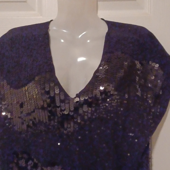 🌹Vneck sequence top - Picture 5 of 12